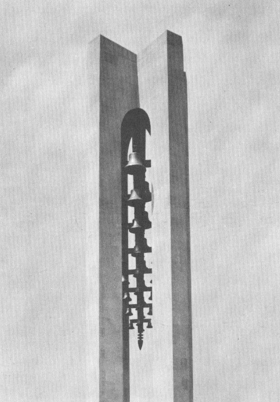 Deeds Carillon
