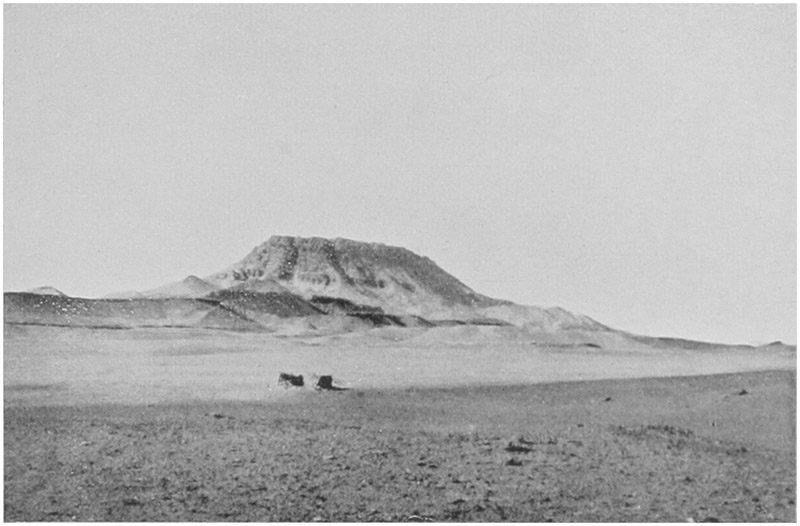 GEBEL-EL-GHENNEIM, KHARGEH OASIS.