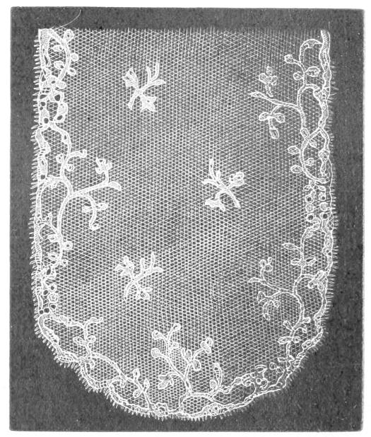 Lace with triangular net ground Lace with triangular net ground