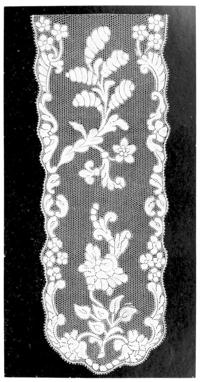 Band with plant motifs Band with plant motifs