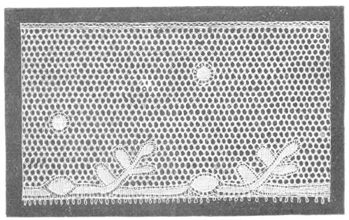 Lace with double threads in hexagonal ground Lace with double threads in hexagonal ground
