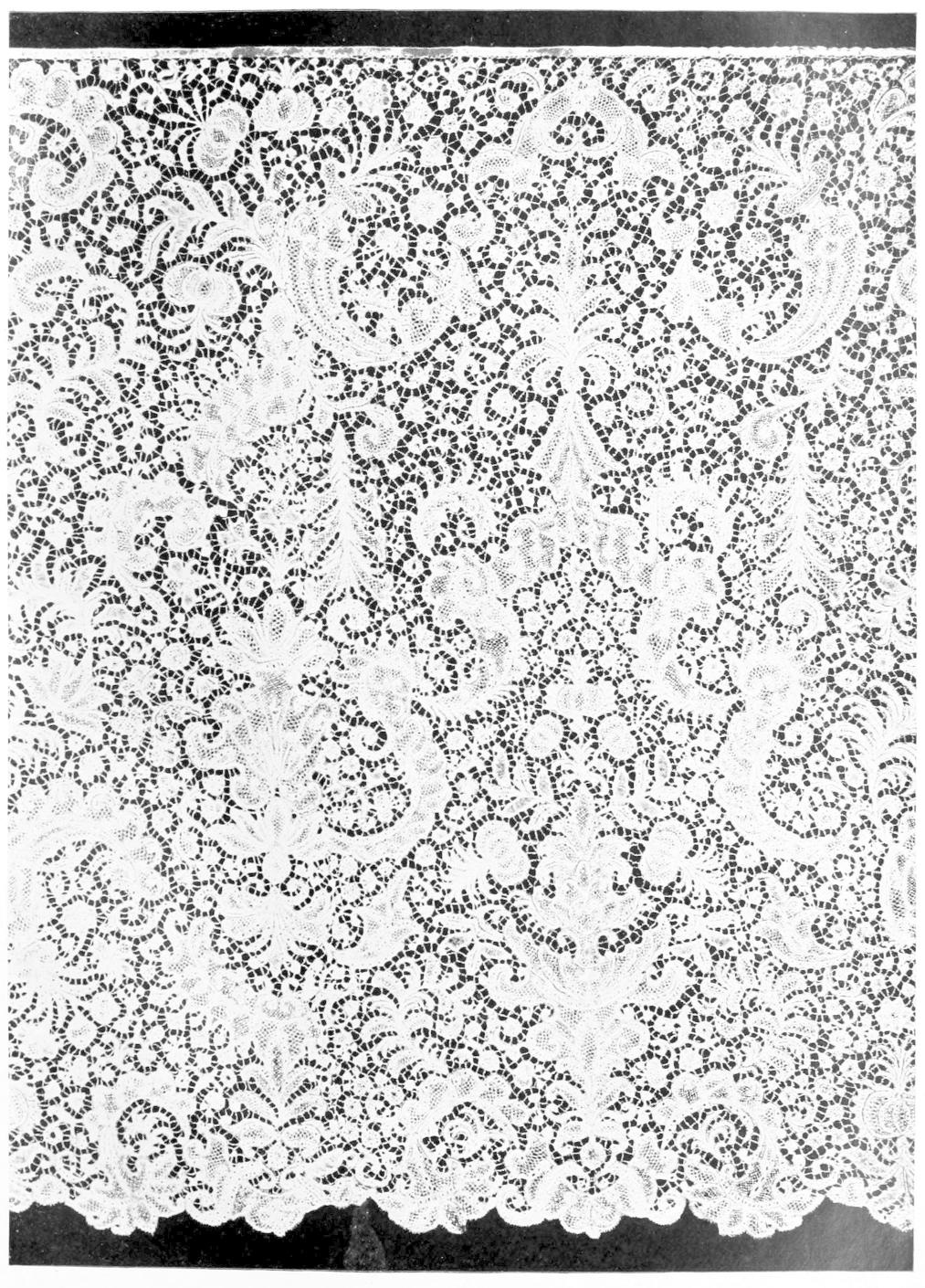 Lace with many tiny flowers