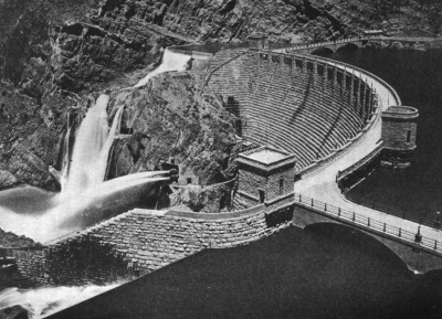 The Roosevelt Dam, Phoenix, Arizona The Roosevelt Dam, Phoenix, Arizona