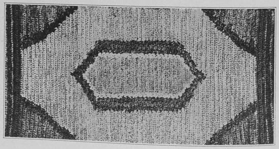 RUG WITH DESIGN