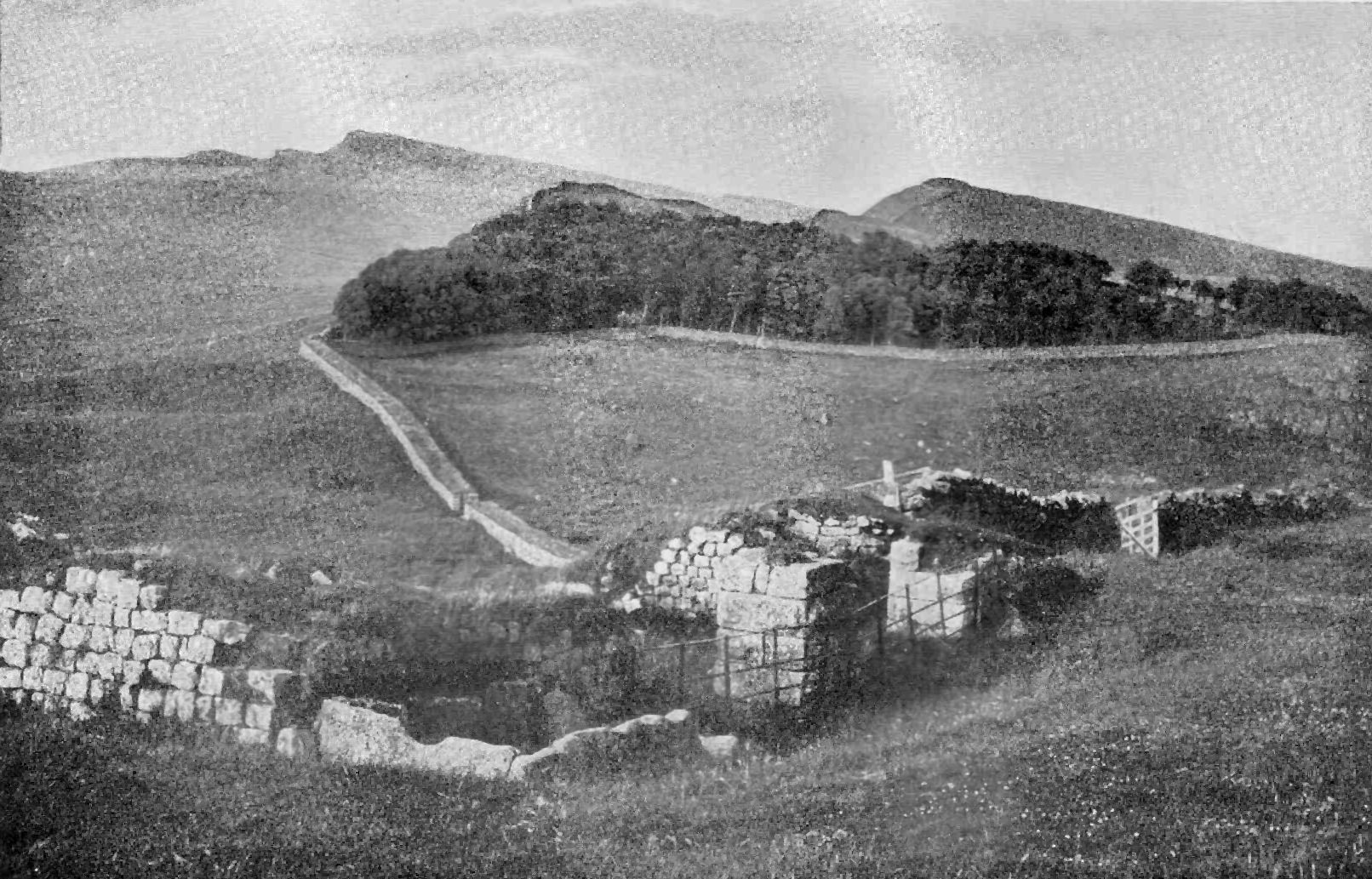 Illustration: North Gateway, Housesteads and Roman Wall.