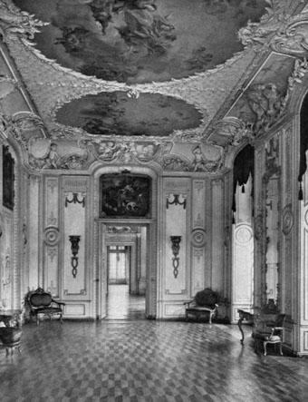 Hall in Benrath Castle near Düsseldorf Hall in Benrath Castle near Düsseldorf