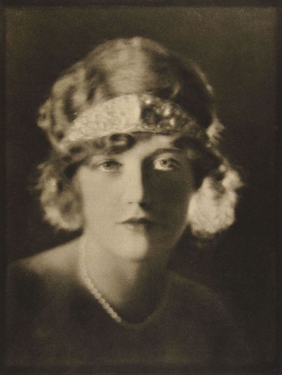 5. AMERICA—Miss Marion Davies