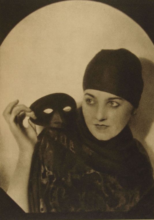 10. ENGLAND—Miss Kathlene Martyn