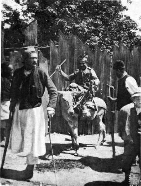 SERB CONVALESCENTS AT UZHITZE. SERB CONVALESCENTS AT UZHITZE.