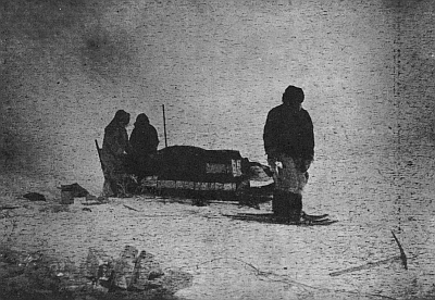 BARTLETT AND HIS PARTY READY TO START BACK FROM 87° 47´ NORTH, APRIL 1, 1909 BARTLETT AND HIS PARTY READY TO START BACK FROM 87° 47´ NORTH, APRIL 1, 1909