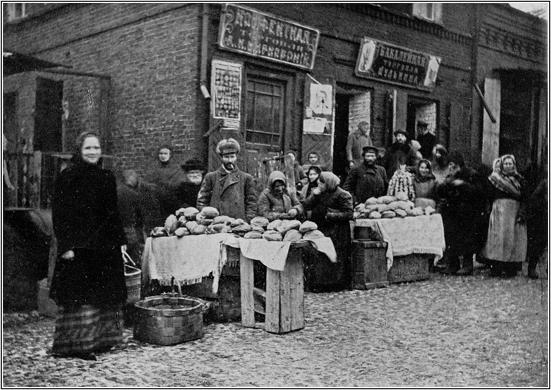 Sabbath Loaves for Sale (Bread Market, Polotzk)