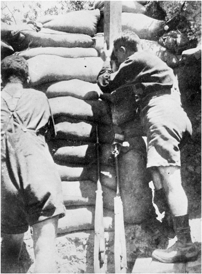 Australians in the trenches consider clothes a superfluity