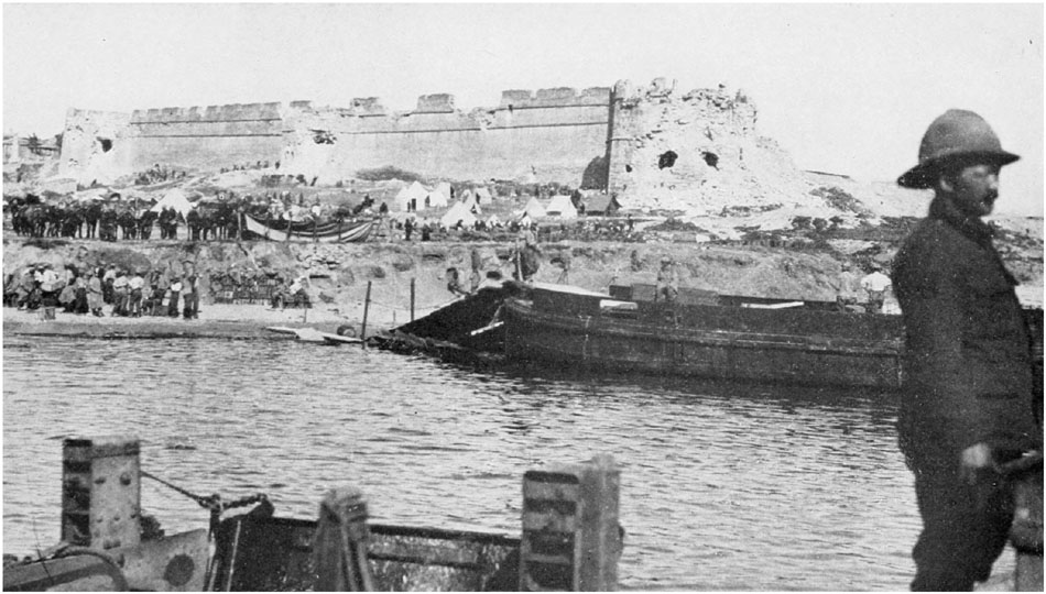 Where troops landed in Dardanelles